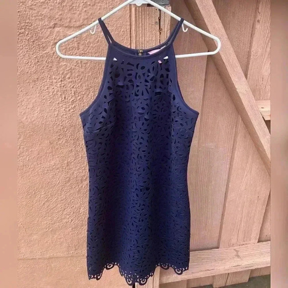 Lilly Pulitzer Pearl True Navy Laser Cut Scuba Ponte Shift Dress - Picture 2 of 8